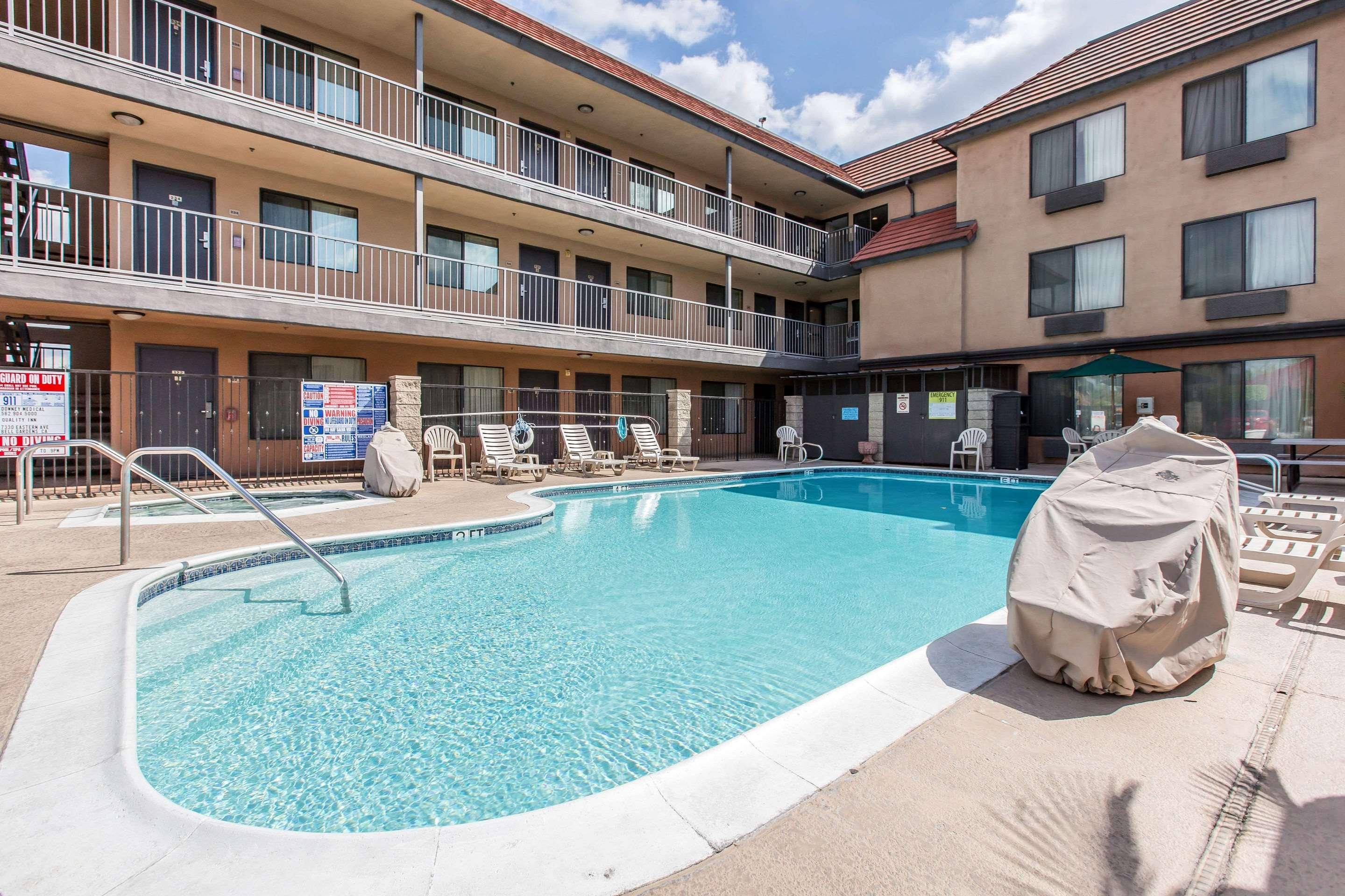 Quality Inn&Suites Bell Gardens-Los Angeles Exterior foto